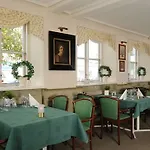 Hotel Hjallerup Kro 3*