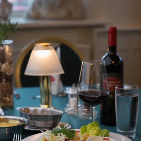 Estalagem Hotel Hjallerup Kro 3*