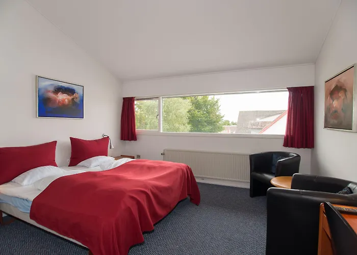 Мини-отель Hotel Hjallerup Kro 3*