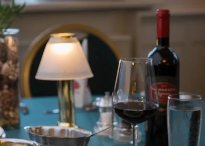 Мини-отель Hotel Hjallerup Kro 3*