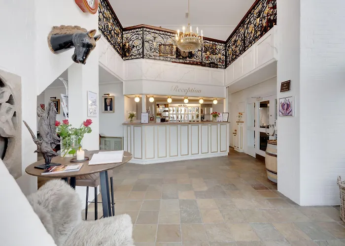 Hotel Hjallerup Kro Мини-отель 3*