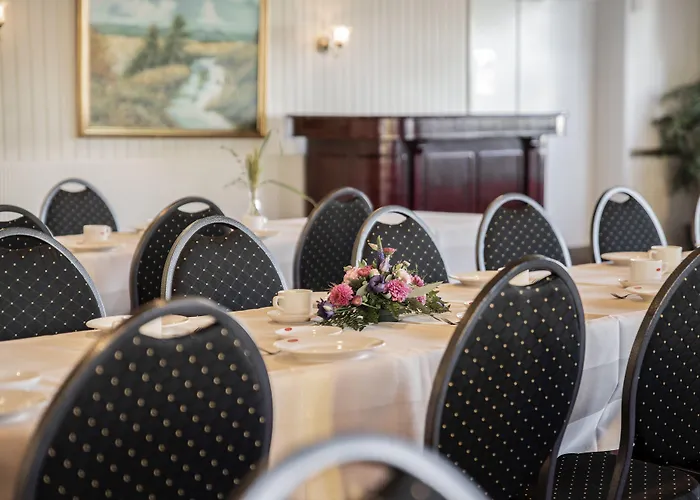 Hotel Hjallerup Kro Мини-отель 3*