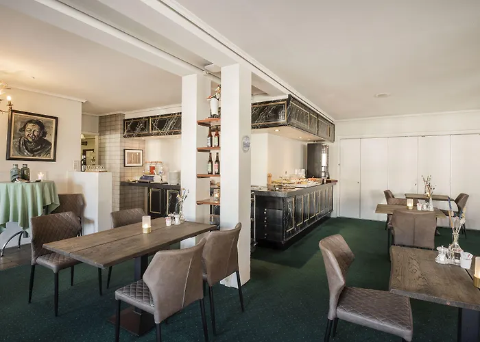 Мини-отель Hotel Hjallerup Kro 3*