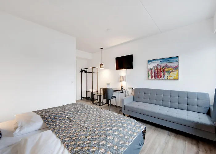 Мини-отель Hotel Hjallerup Kro 3*